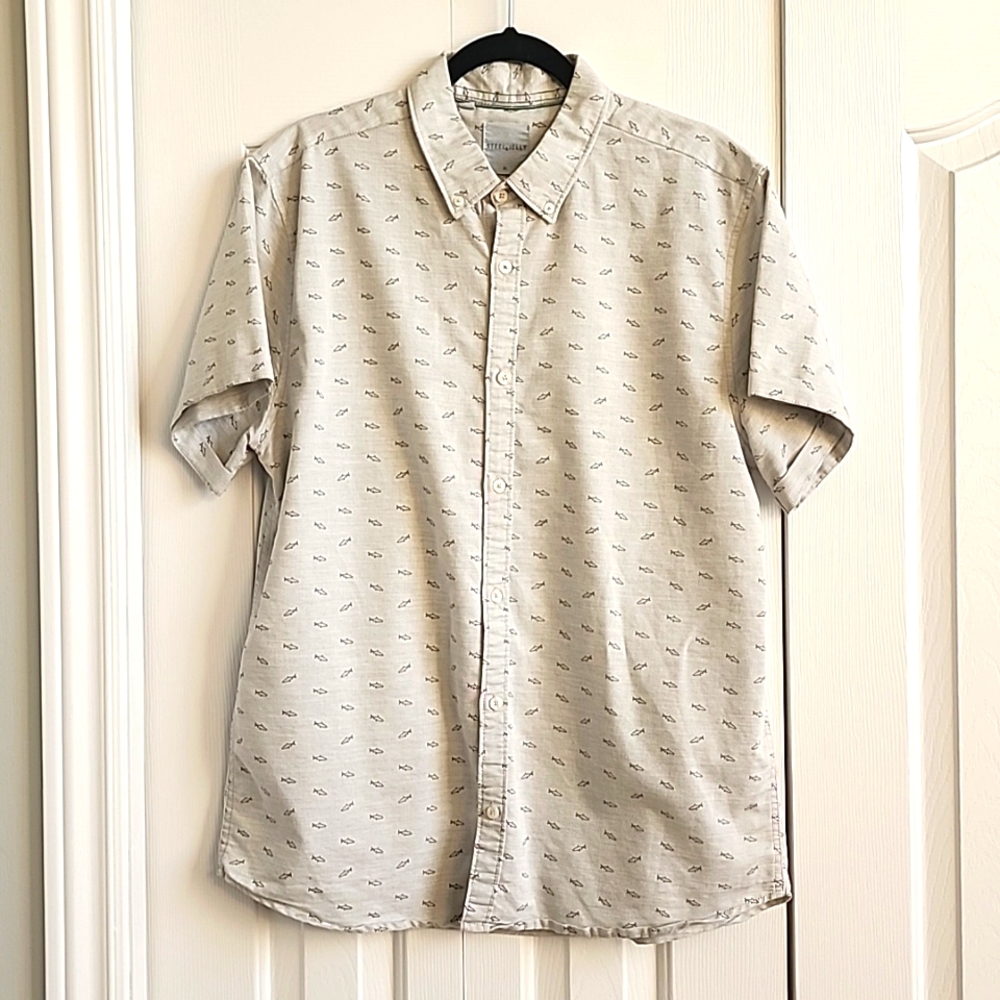 Fish Pattern Button down short sleeve casual summer shirt size XL